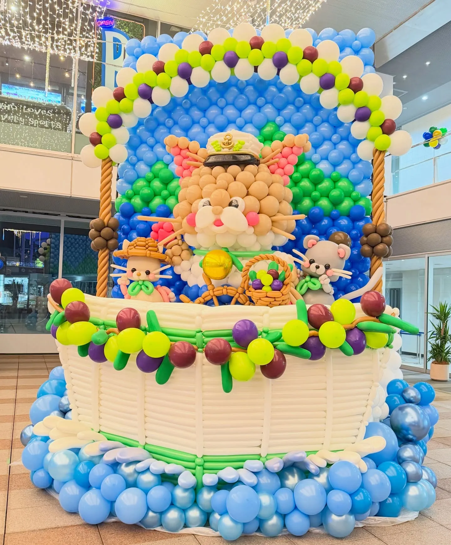 過去最大規模!全長5mの巨大バルーンアートが香川に出現!